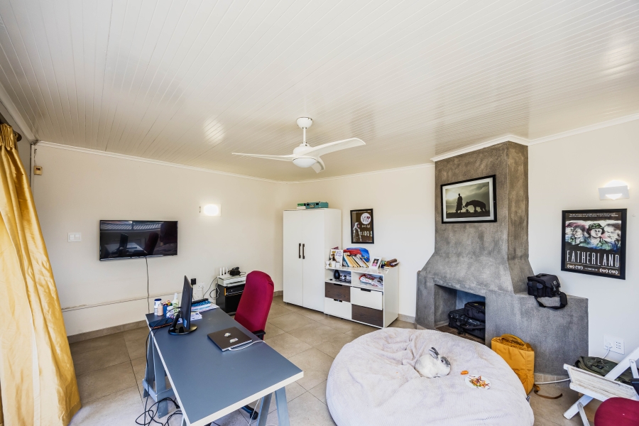 4 Bedroom Property for Sale in Beacon Bay Eastern Cape